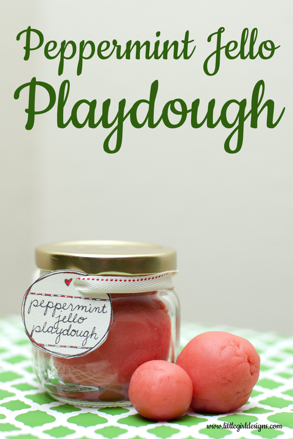 Peppermint Jello Playdough - This is my new favorite playdough recipe. You'll want to mix up a batch this afternoon! @ littlegirldesigns.com